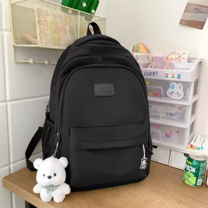 Mochila japonesa grande para estudiantes, sencilla y versátil, material de poliéster unisex, decoración de muñecas - 1