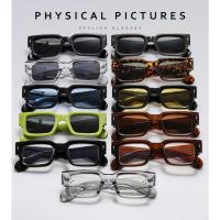 Gafas de Sol Cuadradas Y2K Estilo Vintage con Montura Grande Tonos Retro UV400 Para Mujer y Hombre - details 2