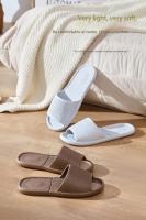 Zapatillas de nube para mujer, suela suave, plataforma gruesa, chanclas de verano EVA, sandalias de playa antideslizantes para interiores y exteriores - details 1