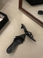 Zapatillas geniales de tacón bajo de moda de nicho para las nuevas zapatillas abiertas de tacón fino con tiras finas para mujer - details 7