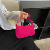 Bolso de mano cuadrado pequeño para mujer, diseño de fieltro para las axilas, moderno, para Debo de la Media Luna - details 14