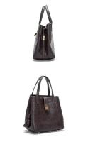 Bolso Bandolera Para Mujer CH Embossed Con Diseño De Impresión De Letras Gran Capacidad Elegante Temperamento Bolso De Mano Casual - details 12