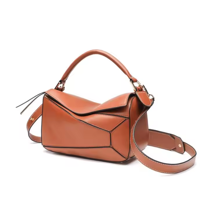 2025 Nuevo bolso de hombro para mujer: bolso de almohada acolchado geométrico de primavera, bolso cruzado con diseño de retales, mochila de lujo de alta gama Fashionab - 1