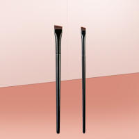 Brochas Profesionales para Maquillaje de Cejas y Delineador de Ojos 2Pcs Herramientas de Belleza para Marca de Cejas Delgadas y Anguladas - details 2