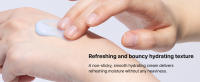Refreshing and bouncy hydrating texture