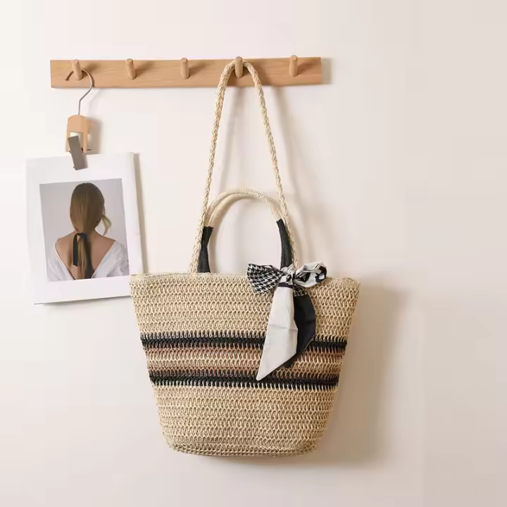 Bolso de paja de un solo hombro a rayas, bolso tejido a mano para mujeres, bolso de playa para vacaciones - 1