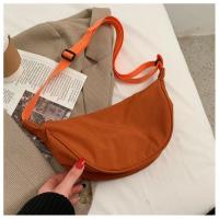 Bolso de Pecho de Mujer de Color Sólido Gran Capacidad Diseño de Luna Completa - details 13