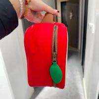 Bolsa de Maquillaje con Patrón de Manzana de Dibujos Animados Bolsa de Almacenamiento de Viaje para Mujer Bolsa de Mano para Artículos de Tocador y Cosméticos Regalo de Navidad Ideal - details 6