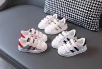 Zapatillas de deporte para niños y niñas, zapatos informales antideslizantes de diseño de moda, transpirables con gancho, color blanco, para exteriores - details 3