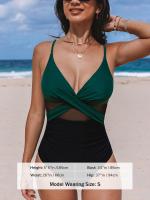 Traje de baño de una pieza con cuello en V para mujer, con control del vientre de malla envuelta y tirantes finos estables - details 0