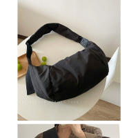 Bolso bandolera mujer otoño e invierno nuevo bolso de bola de masa hervida de gran capacidad abajo algodón simple y versátil bolso de hombro - details 6