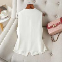 Top corto ajustado con cuello en V Blusa blanca de una pieza para mujeres - details 1