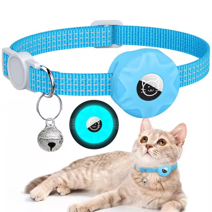 Rastreador de posicionamiento de collar de mascotas, cubierta de silicona impermeable y a prueba de golpes, campana de cinturón reflectante de tres cables, accesorio para mascotas - 1