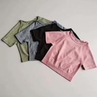 Camiseta de Yoga sin Costuras para Mujer Top Corto de Fitness Camisetas de Entrenamiento para Gimnasio Secado Rápido de Manga Corta Ropa Deportiva - details 1