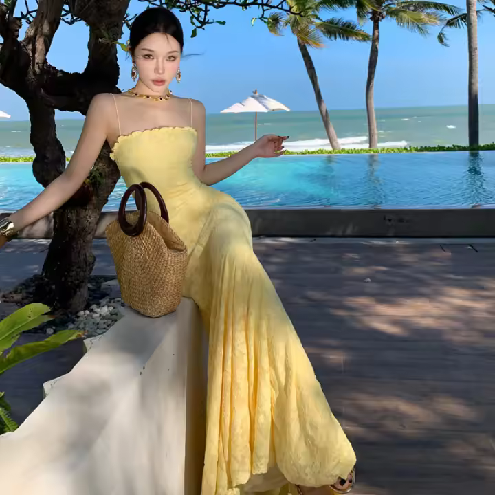 2025 vestido de vacaciones blanco marfil de noche elegante de estilo francés de gama alta falda camisola adelgazante ajustada - 1
