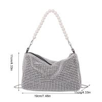 Bolso de mano de gran capacidad con diamantes de imitación, bolso de hombro con cadena de perlas, pequeño bolso cuadrado, bolso de almohada, bolso de cosméticos, bolso de hombro para mujer, fiesta - details 0