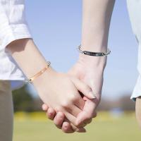Pulseras de pareja de acero inoxidable para hombres y mujeres, conjunto de joyería a juego, regalo para amante, su Reina, su Rey - details 2