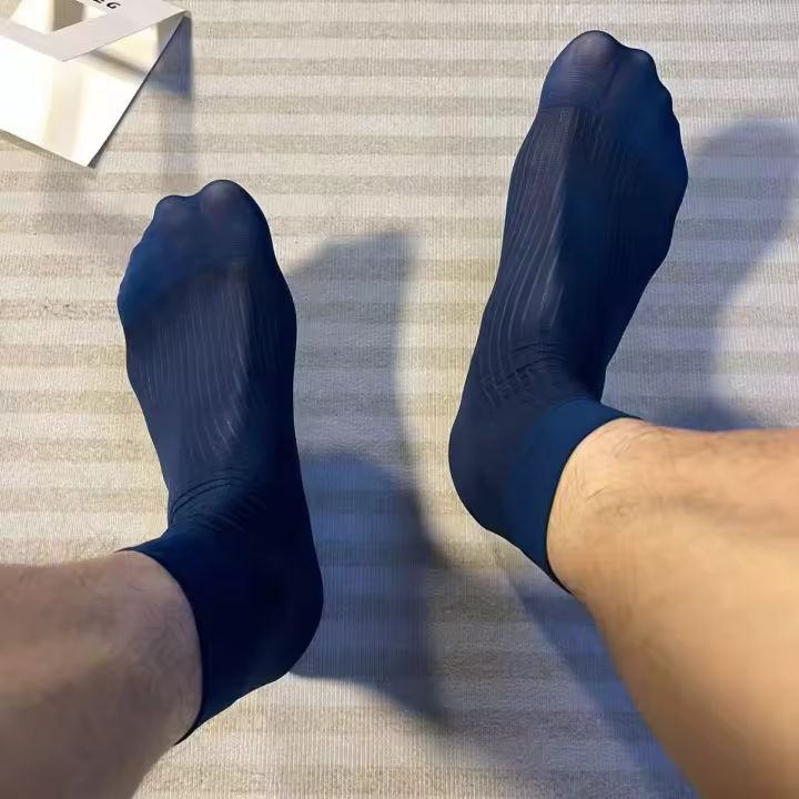 Calcetines para hombre Medias cortas ultrafinas transparentes Vestido de negocios Medias de tubo Calcetines transpirables transparentes sexys - 1