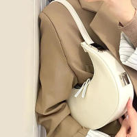 Bolso de hombro de media luna para mujer, bolso elegante informal que combina con todo, color sólido, estilo francés, Vie - details 8