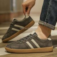 Nuevo diseñador de moda plano 2025 para hombres de alta calidad, zapatos deportivos casuales de gamuza real para jóvenes, precio bajo - details 0