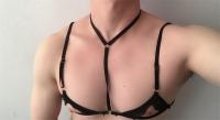 CLEVER-MENMODE-Lencería de encaje transparente para hombre, sujetadores eróticos, ropa de dormir Sissy, cuello Halter, arnés con correas ajustables, Mini sujetador para hombre - details 1