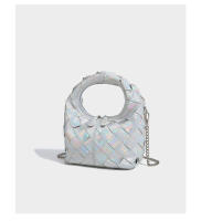 Bolso de Mano Tejido a Mano para Mujeres Lujo Ligero de Verano Blanco con Cuello Dorado - details 15