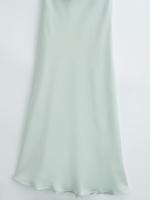 Ropa de mujer europea y americana temperamento de moda vestido versátil de satén de seda con tirantes verde y negro - details 9