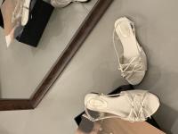Zapatillas súper geniales, nuevo estilo de hadas de cabeza redonda abierta, sandalias planas de moda - details 3