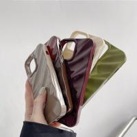 Funda de Teléfono de Cinta Ondulada a la Moda para iPhone Silicona Suave, a Prueba de Golpes, Color Caramelo Fosco - details 1