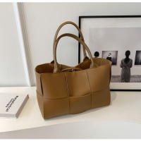 Bolso de mano para mujer, nuevo bolso de hombro premium de gran capacidad, tejido versátil para llevar debajo del brazo. - details 21
