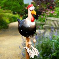 Estatua de Resina de Pollo con Ojos Grandes Adorno de Valla de Jardín Arte de Carpintería Única - details 1