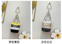 Nuevo bolso de cesta de verduras con diamantes geométricos, bolso de cubo de color de contraste de moda, bolso versátil para mujer. - details 5