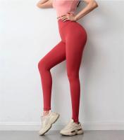 Pantalones de yoga con fruncido en el trasero para mujer, mallas deportivas de tela con sensación desnuda para gimnasio, pantalones de entrenamiento para fitness de cintura alta, medias elásticas de realce - details 9
