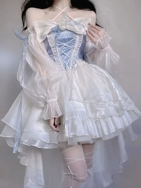 Elegante vestido de hadas de estilo francés con mangas románticas de pitón, lazo y bata larga. - 1