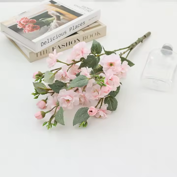 Ramo de rosas artificiales creativas de 5 cabezas, flores de plástico de tacto Real, ramo de rosas de seda, plantas falsas hechas a mano elegantes, decoración para el hogar y la Oficina - 1