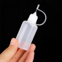 Botellas cuentagotas vacías con punta de aguja de viaje transparente profesional, botella rellenable para apretar - details 2