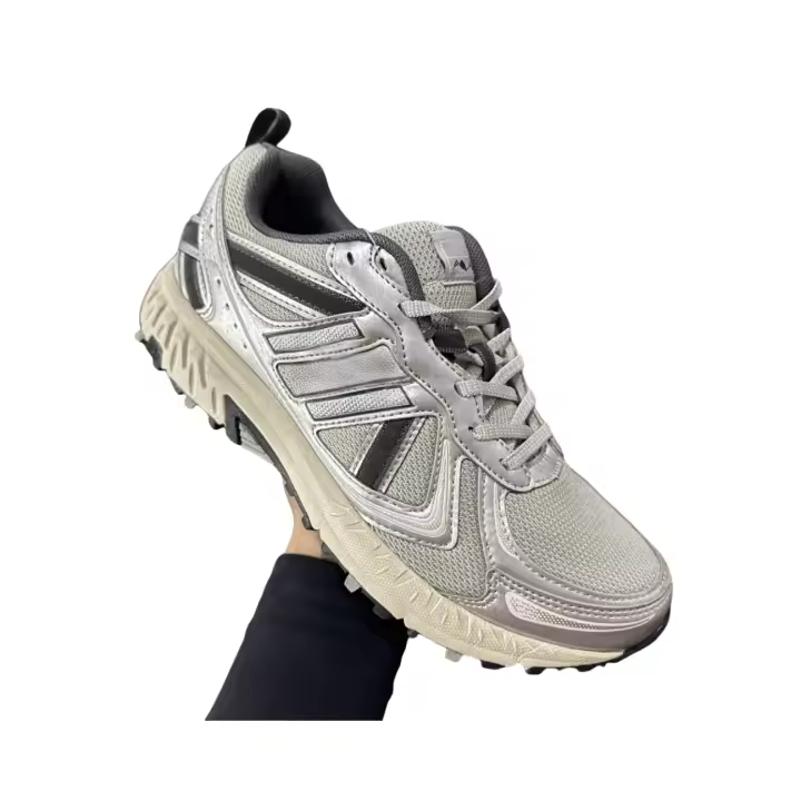 Zapatos de alta calidad para hombres y mujeres retro deportes casuales versátiles papá zapatos de carrera. - 1