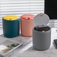 Cubo de basura de plástico tipo prensa, papelera portátil antiolor con tapa, Color de contraste, Mini cesta de basura de escritorio/sobremesa - details 0