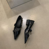 Nuevo tacón bajo puntiagudo versátil palabra con zapatos individuales de tacón grueso zapatos Lizhen - details 0
