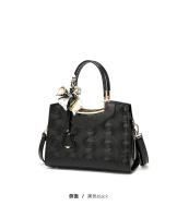 Bolso de mujer nuevo, ligero, de lujo, versátil, con relieve de color sólido. - details 11