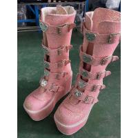 Cuñas góticas de moda para mujer, zapatos con hebilla de talla grande 43, botas de moto con plataforma gruesa rosa brillante, 2021 - details 10