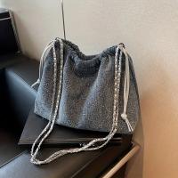 Elegante Bolso de Hombro de Denim Azul Resistente a la Decoloración, Gran Capacidad con Cordón, Bolso Messenger Casual para Comutentes Bolso de Mano de Guangzhou - details 0