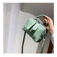 Bolso de gran capacidad de color sólido para mujer 2025 nuevo bolso de mensajero de hombro de moda bolso cuadrado pequeño simple de estilo extranjero bolso de mujer - details 32
