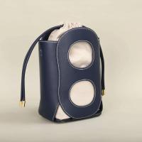 PG-Bolso cruzado de diseñador de nueva marca, diseño hueco de ambiente Simple, bolso de hombro a la moda, mochila de lujo de alta gama para mujer 2025 - details 4