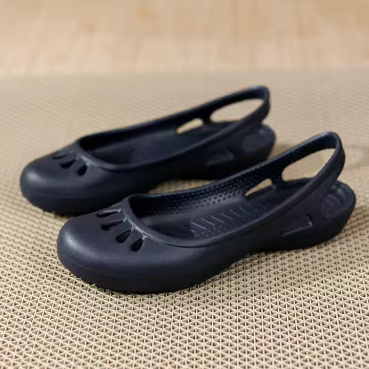 Zapatos de Playa y Jardín para Mujeres Ultra-Ligeros Suela Suave Antideslizante Talla Grande - 1