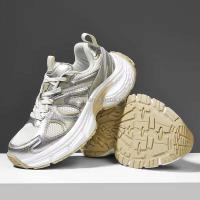 Nuevas mujeres lujosas, gruesas y de alta calidad con un aumento de altura de 6 centímetros. Zapatos deportivos de moda de marca con plataforma para niños. - details 7