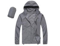 Chubasquero para hombre, chaqueta impermeable con capucha para exteriores, cortavientos ligero para ciclismo - details 11