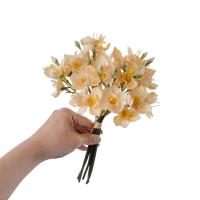 Ramo de narcisos artificiales de tacto Real, flor de narciso de seda hecha a mano de lujo, flor falsa elegante, decoración de jardín al aire libre - details 7