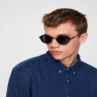 Gafas de sol antiradiación de la marca PULL&BEAR, aptas tanto para hombre como para mujer, gafas de sol estilo punk que protegen contra los rayos UV y proporcionan protección solar. - details 5