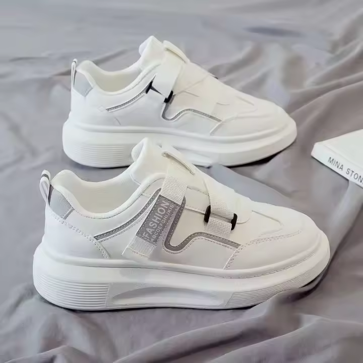 Nuevos zapatos deportivos casuales de moda para mujer blanca. - 1